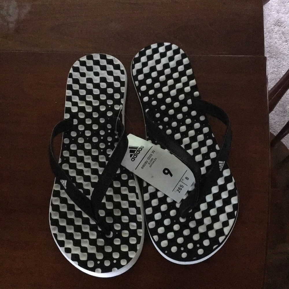 Women’s adidas flip flops